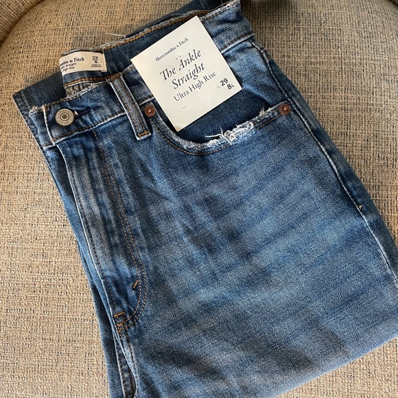 Abercrombie & Fitch Denim - Abercrombie & Fitch NEW WITH TAGS! “The Ankle Straight Ultra High Rise” jean.